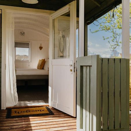 Little England Retreats - Cottage, Yurt And Shepherd Huts Othery Exteriör bild