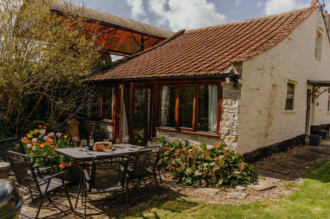 Little England Retreats - Cottage, Yurt And Shepherd Huts Othery Exteriör bild