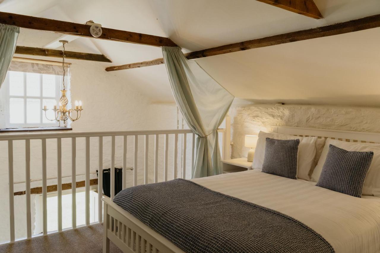 Little England Retreats - Cottage, Yurt And Shepherd Huts Othery Exteriör bild