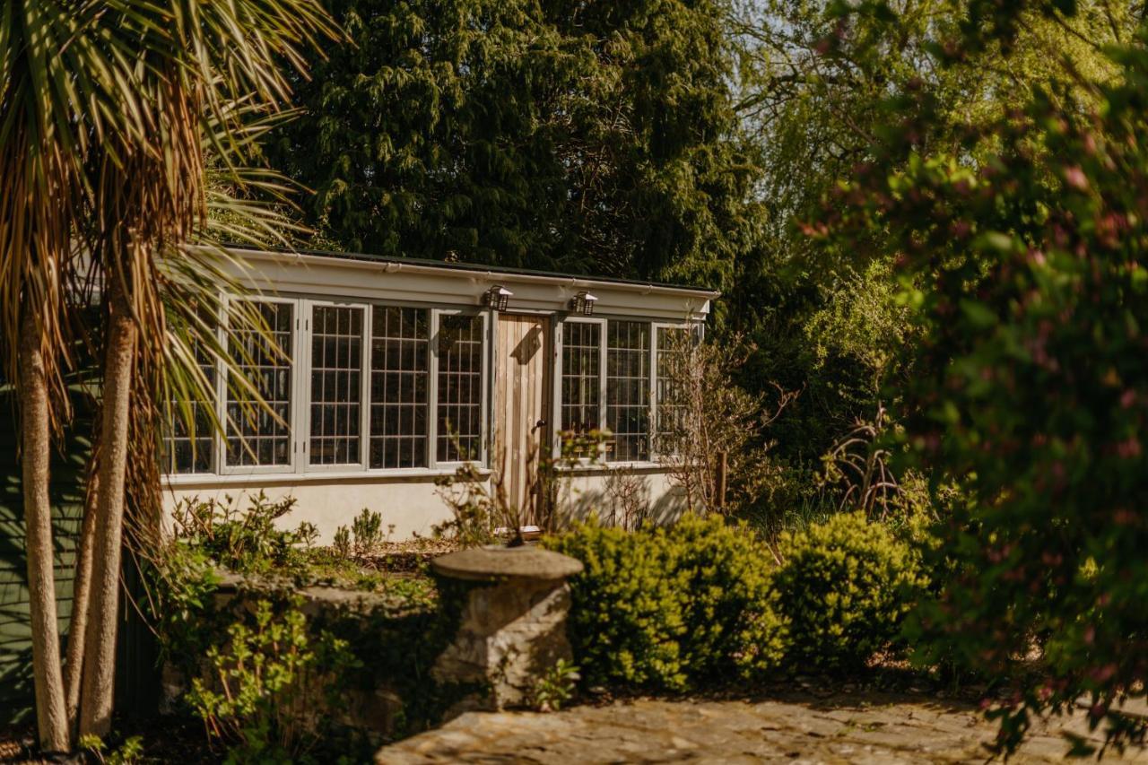 Little England Retreats - Cottage, Yurt And Shepherd Huts Othery Exteriör bild