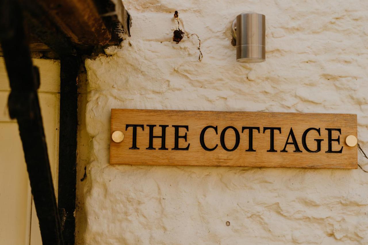 Little England Retreats - Cottage, Yurt And Shepherd Huts Othery Exteriör bild