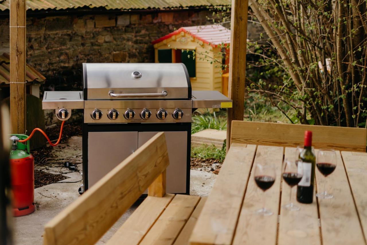 Little England Retreats - Cottage, Yurt And Shepherd Huts Othery Exteriör bild
