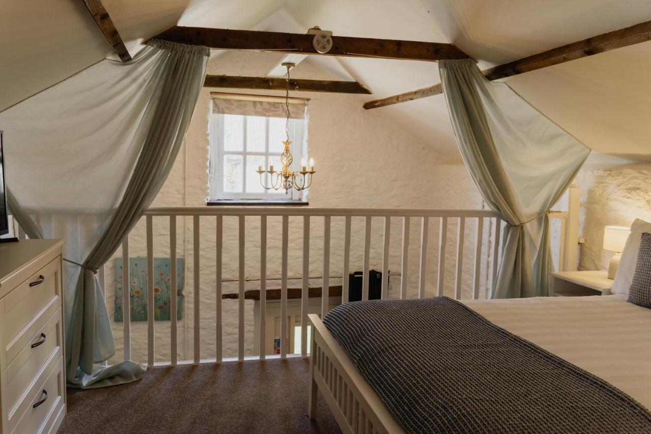 Little England Retreats - Cottage, Yurt And Shepherd Huts Othery Exteriör bild