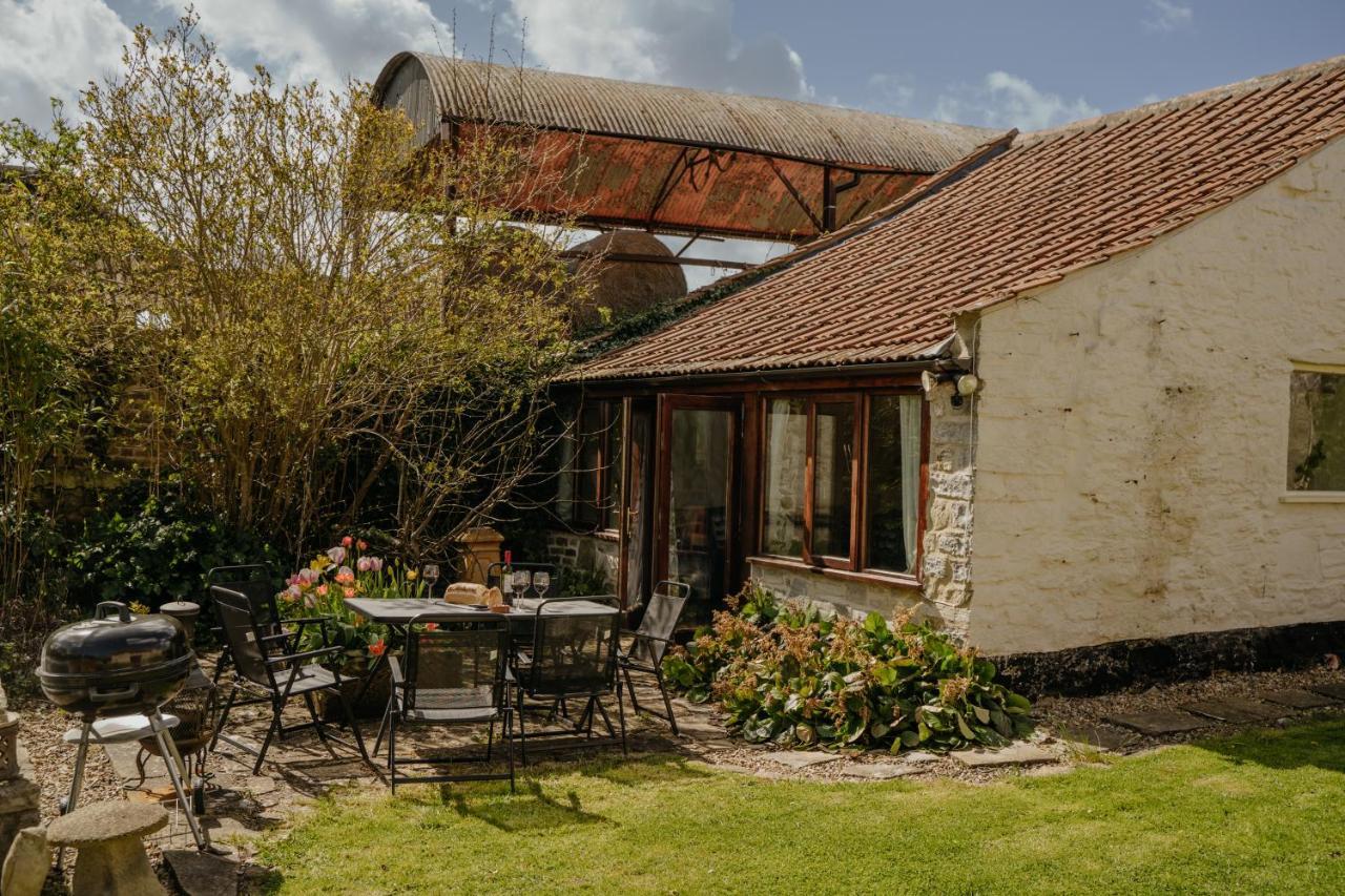 Little England Retreats - Cottage, Yurt And Shepherd Huts Othery Exteriör bild