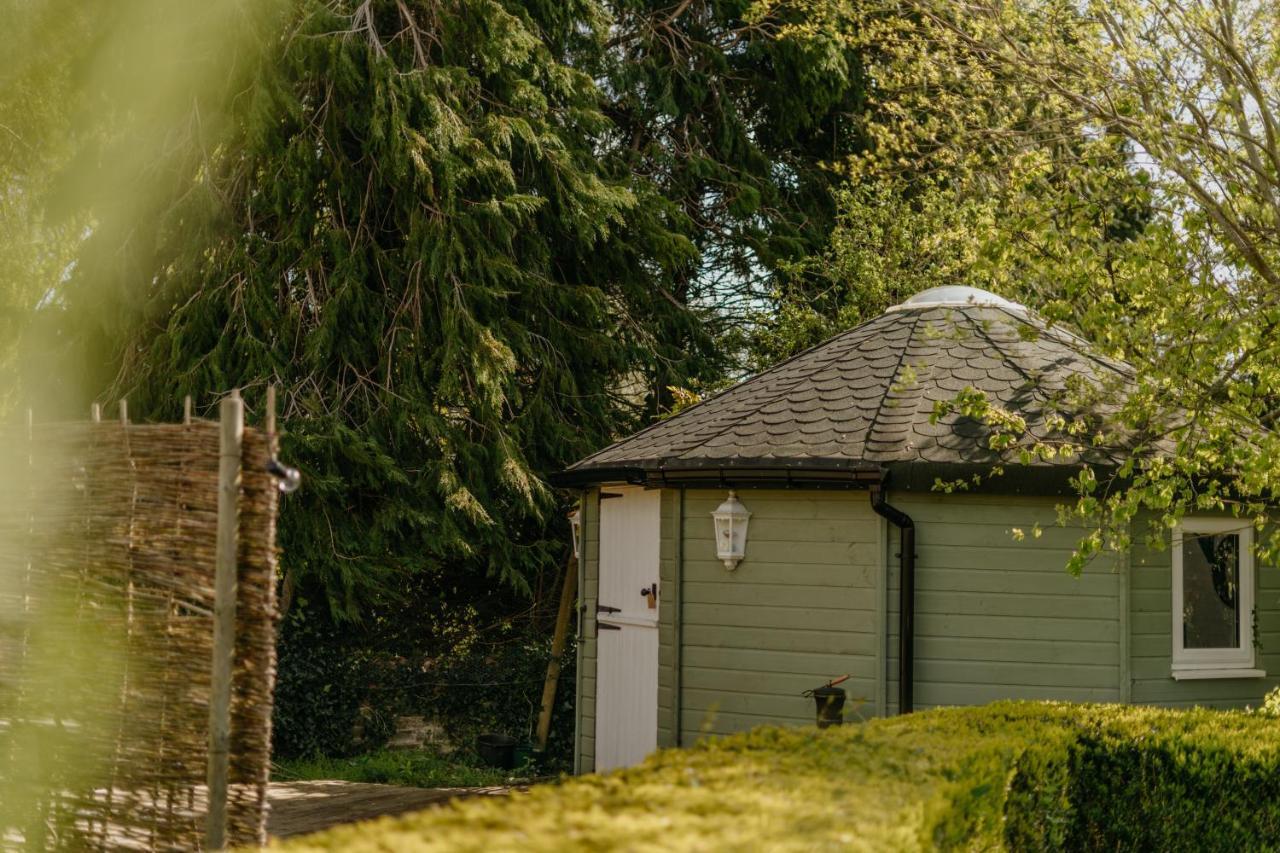 Little England Retreats - Cottage, Yurt And Shepherd Huts Othery Exteriör bild